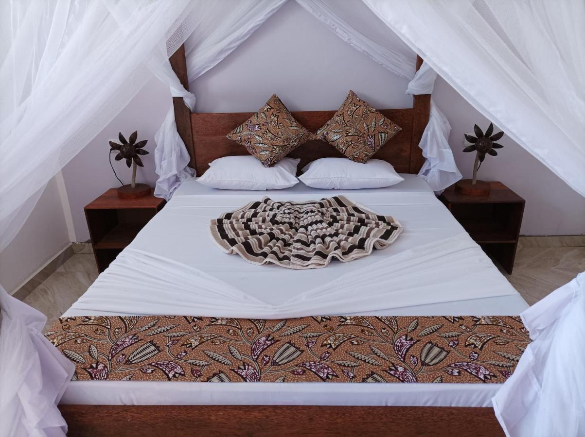 Hotel Zanzicrown à Nungwi Extérieur photo