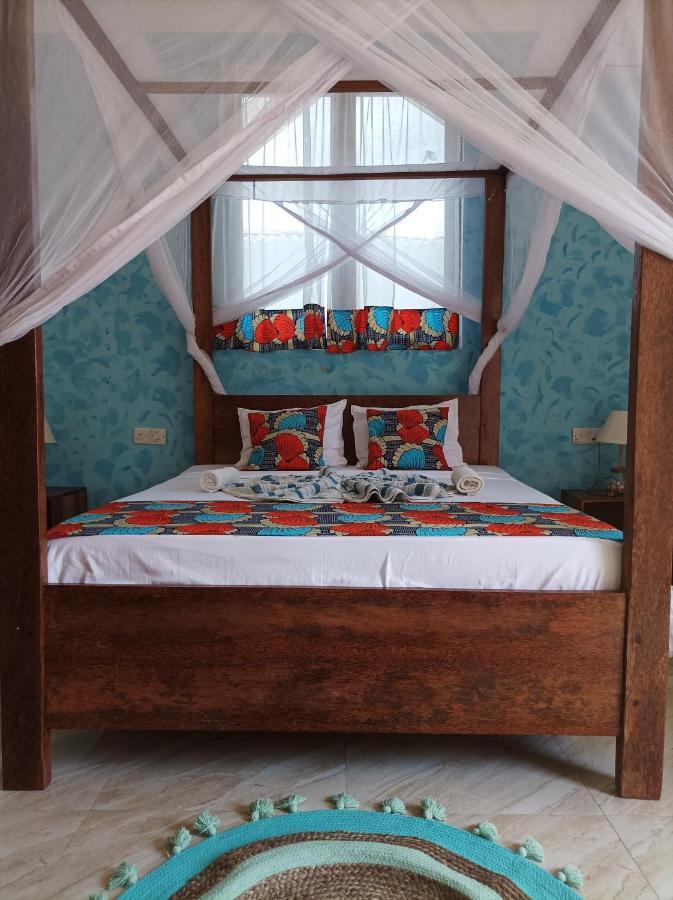Hotel Zanzicrown à Nungwi Extérieur photo