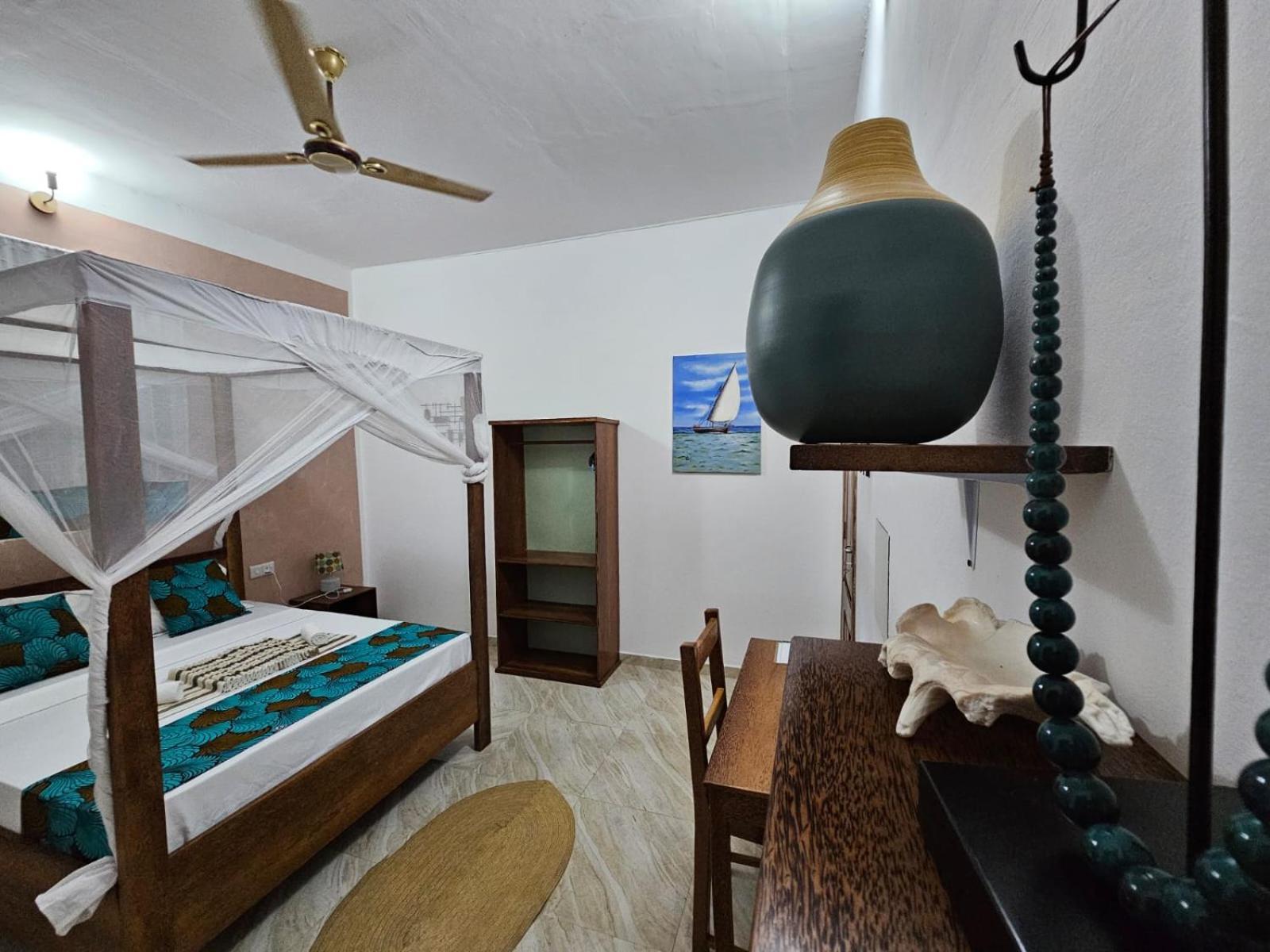 Hotel Zanzicrown à Nungwi Extérieur photo